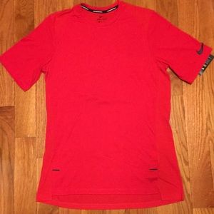 NWT red dri fit Nike shirt s/s